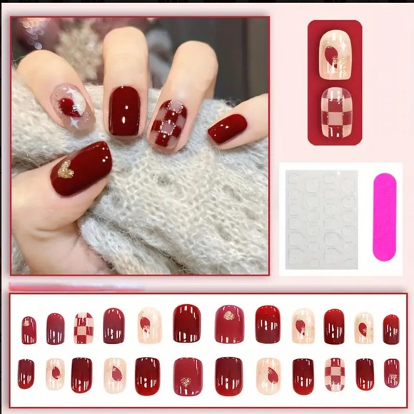 24Piece Short Oval Press On Nails - Picture 3 of 4